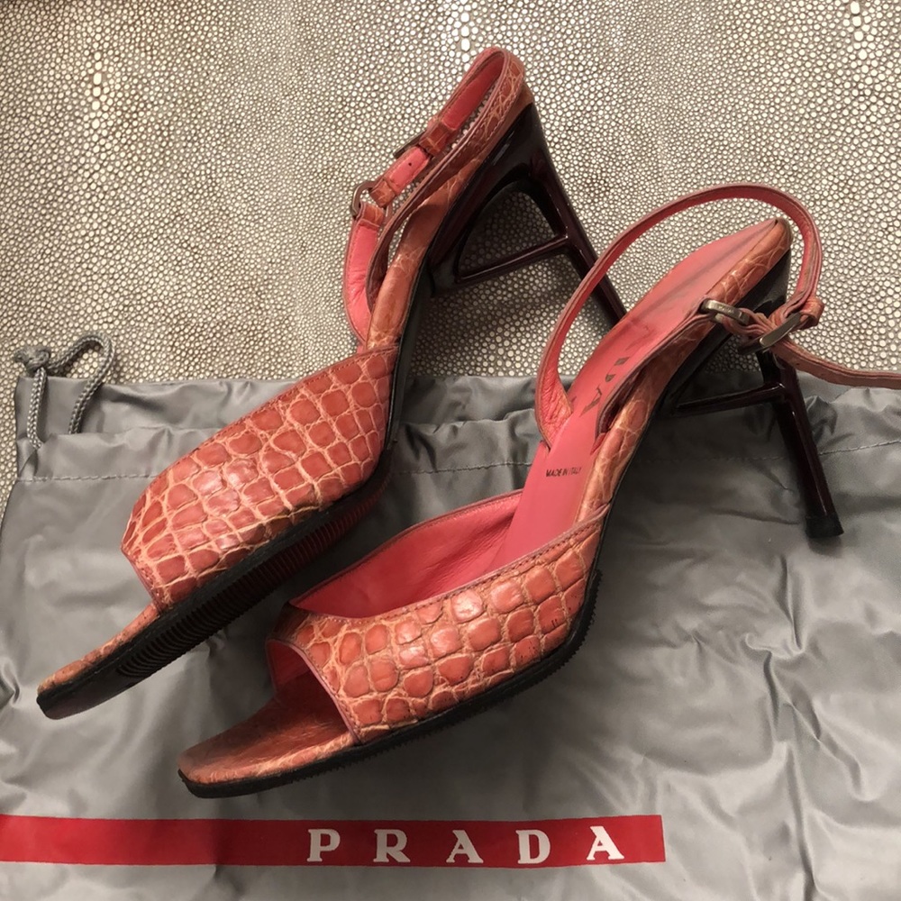 PRADA 35.5 GENUINE ALLIGATOR CROC  Pink Sandals 3” heel, bottom new, dust bag - Picture 4 of 12
